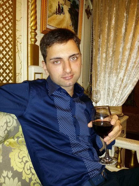 Неизвестно Неизвестно