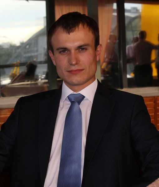 Алексей Фаустов