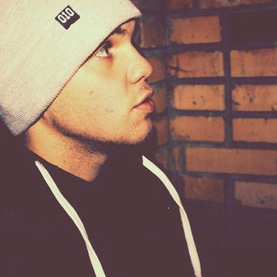 Максим Воес