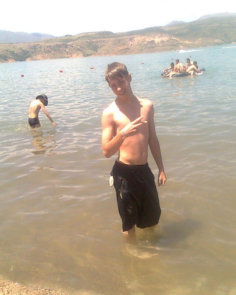 Iiaiiia Keet/man/off