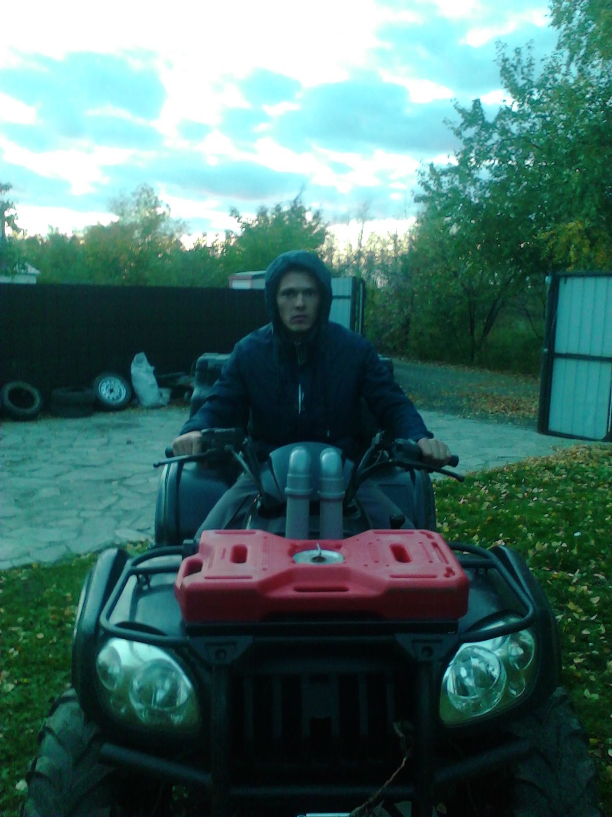 Антон Савельев