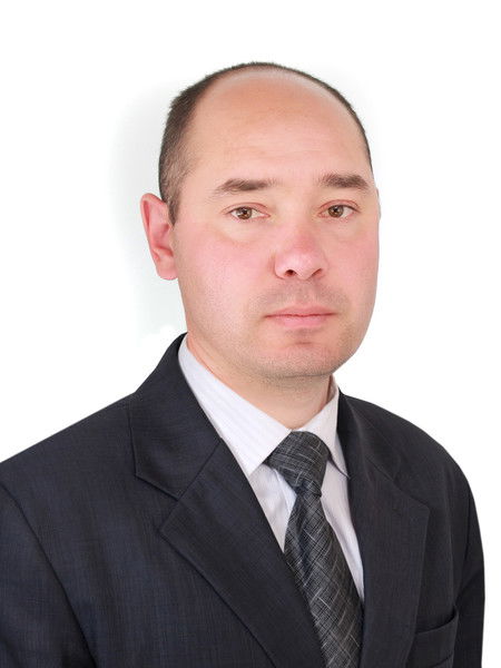 Александр Балуев