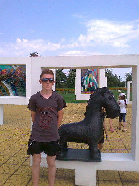 Саша Леонов