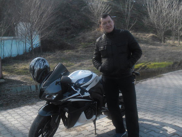 Руслан Русланов