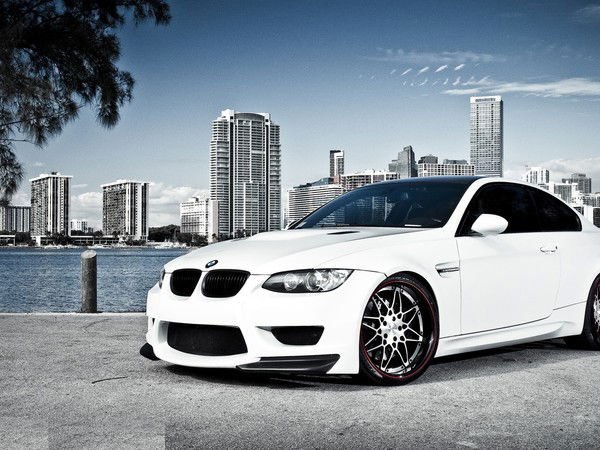 Коля Халиков