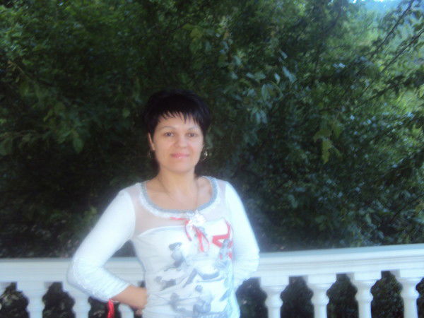 Анна Уйхели