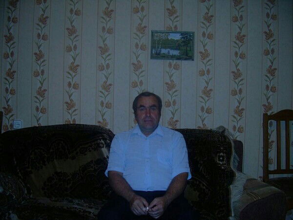 Василий Горелов