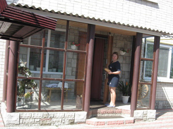 Лариса Дёмин