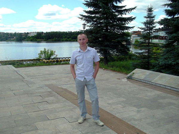 Денис Канюков