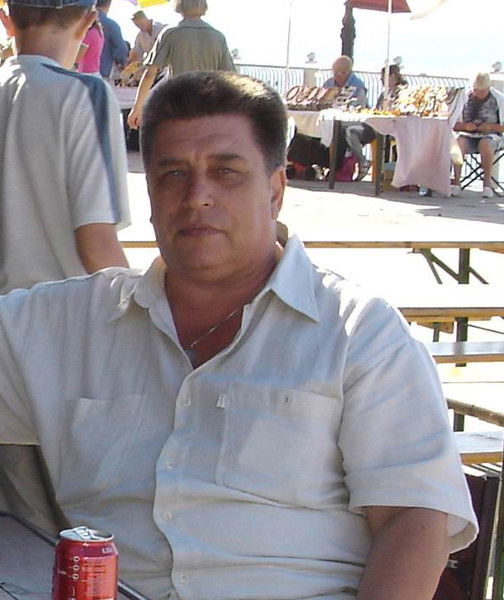 Владимир Макеев