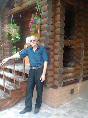 Александр Тарасенко