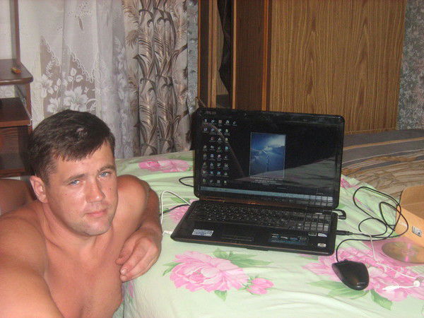 Олег Карпов