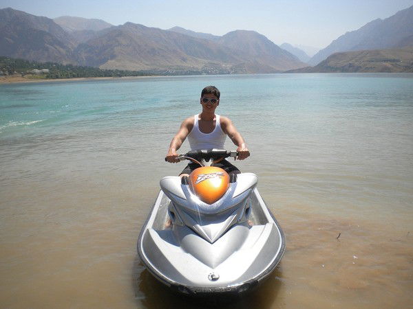 Дамир ..........