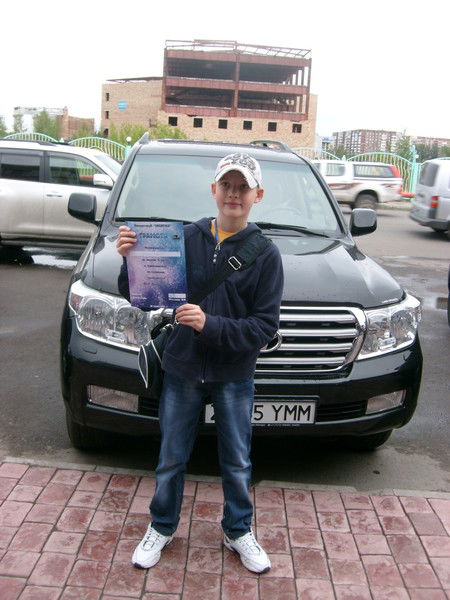 Влад Лутошкин