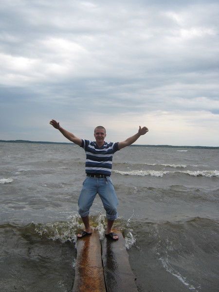 Аркадий Мельников