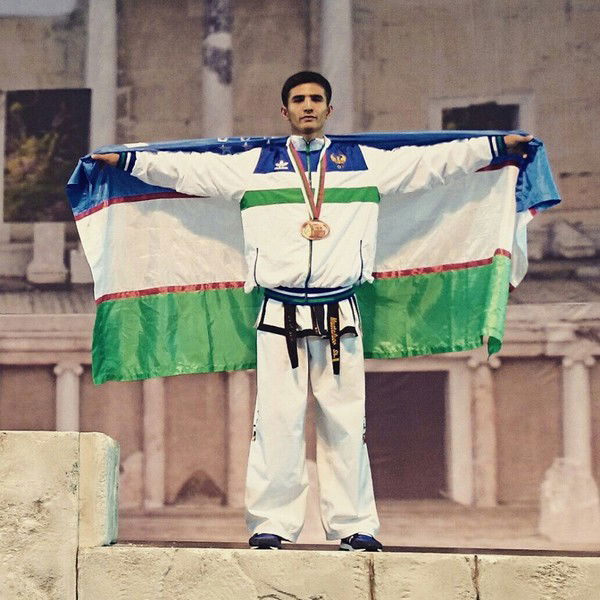 Шахзод Мустафаев