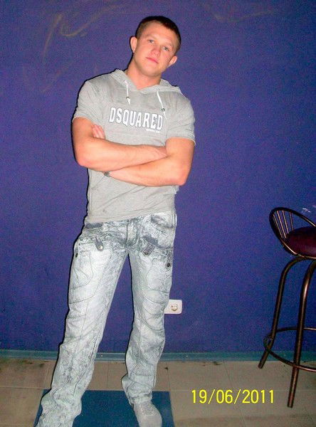 Виктор Шаров