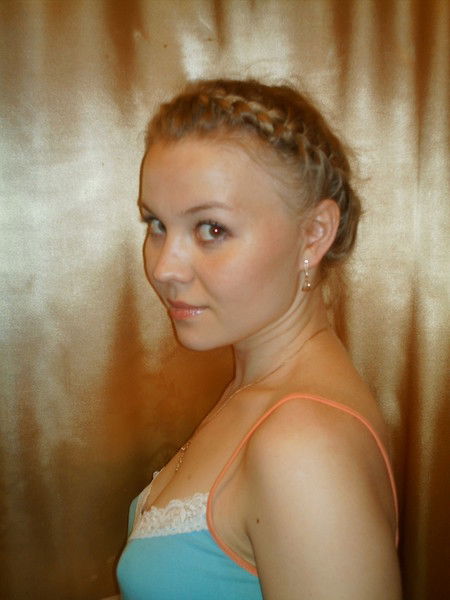 Лена Савина