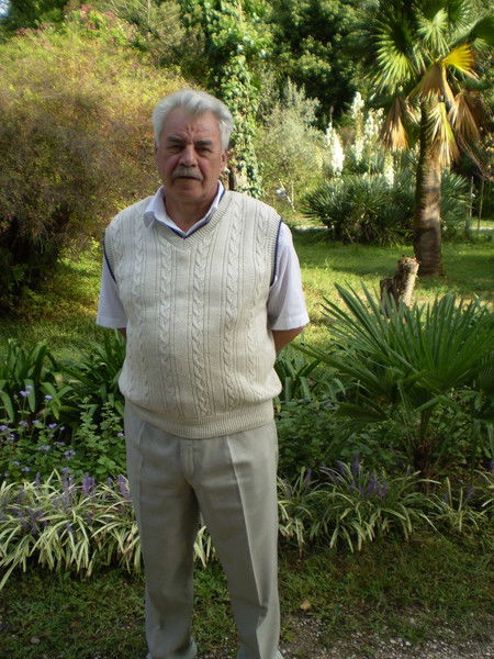 Петр Очеретний