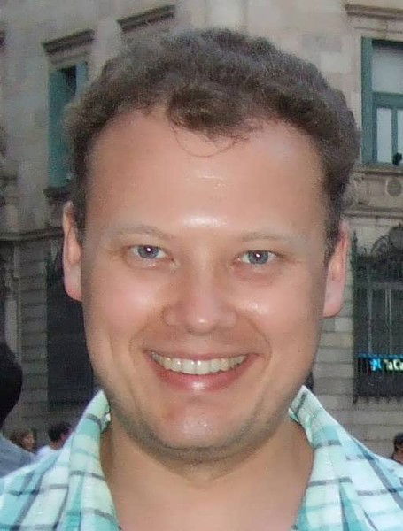 Влад Жданов