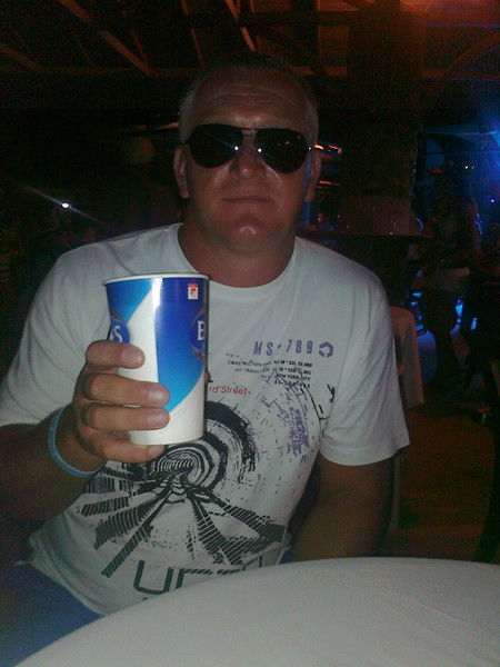 Неизвестно Неизвестно