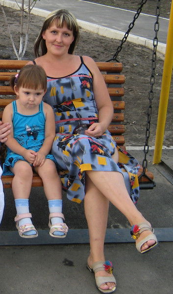 Юля Середова