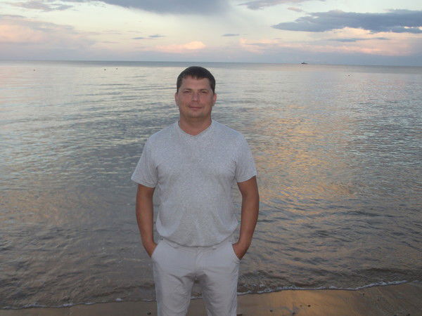 Дмитрий Левский