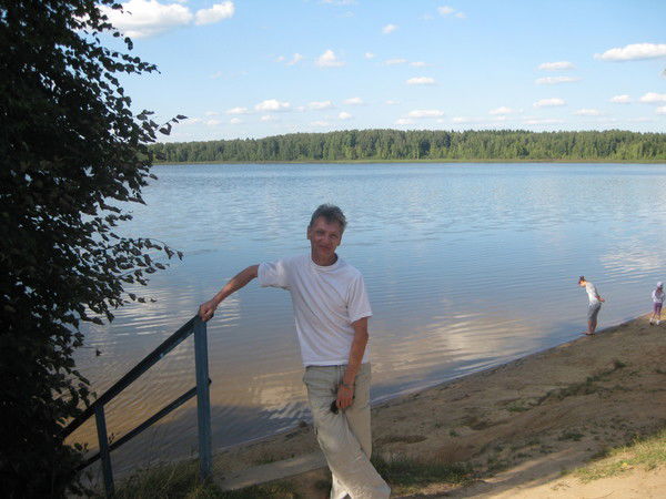 Александр Перов