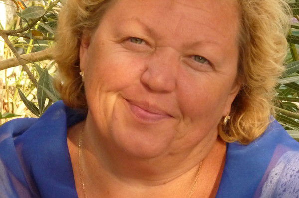 Елена Балясникова