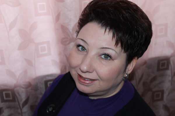 Елена Голышева