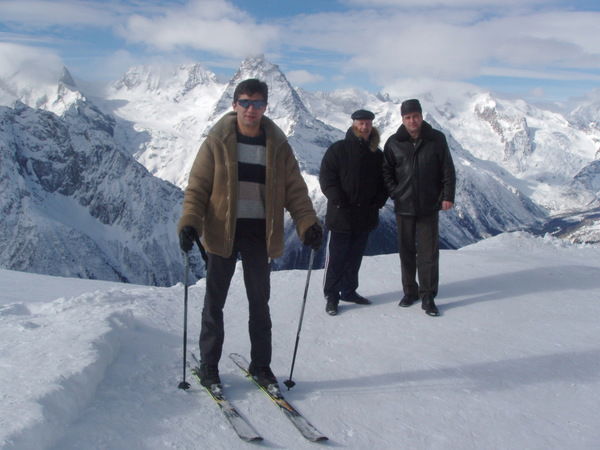 Владимир Максимов