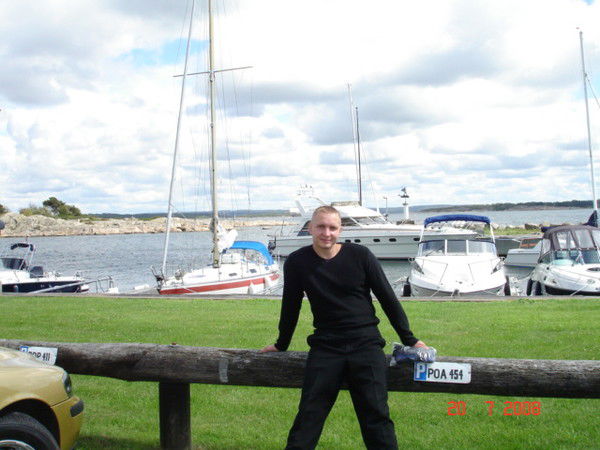 Виталий Емельянов