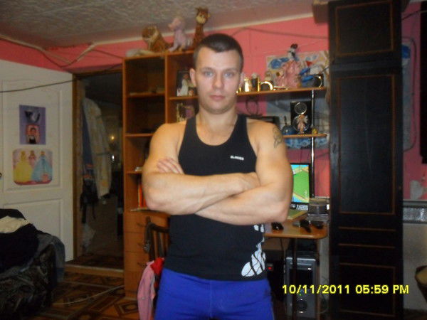 Павел Шаров