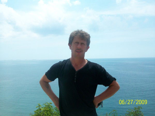 Андрей Маркин