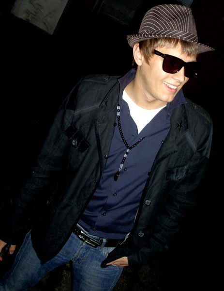 Aндрэ Папик