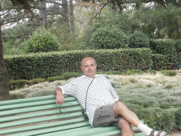 Mitrofan Neobiazatel'no