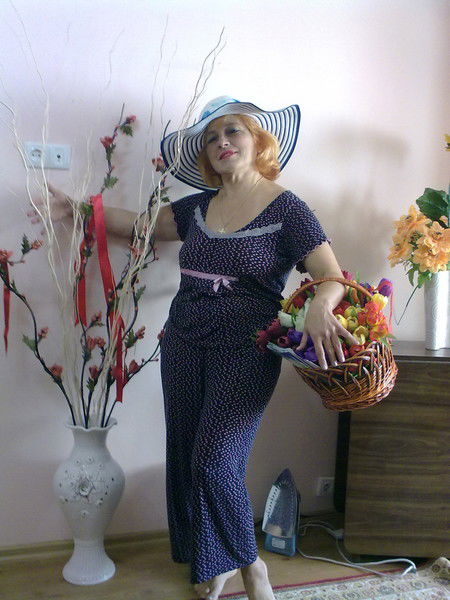 Лариса Богданова