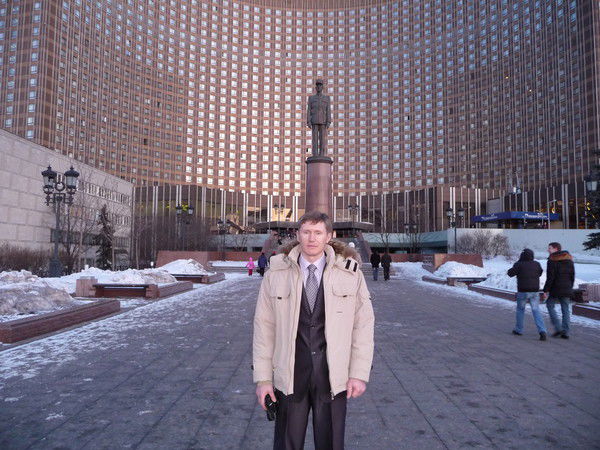 Виктор Михайлов