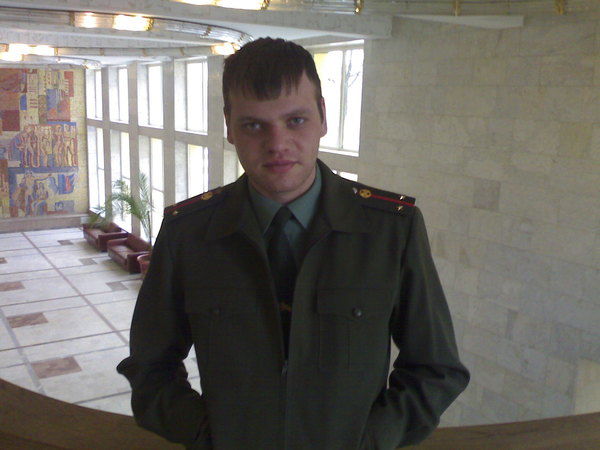 Николай Саратов