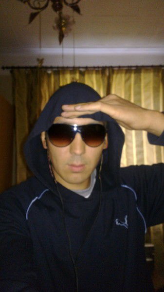 Дамир Изельбаев