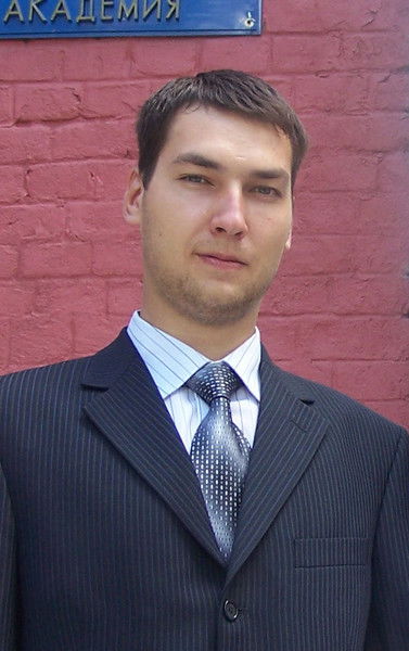 Неживёнок Николай