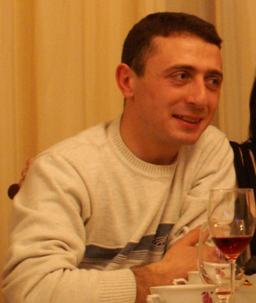 Неизвестно Неизвестно