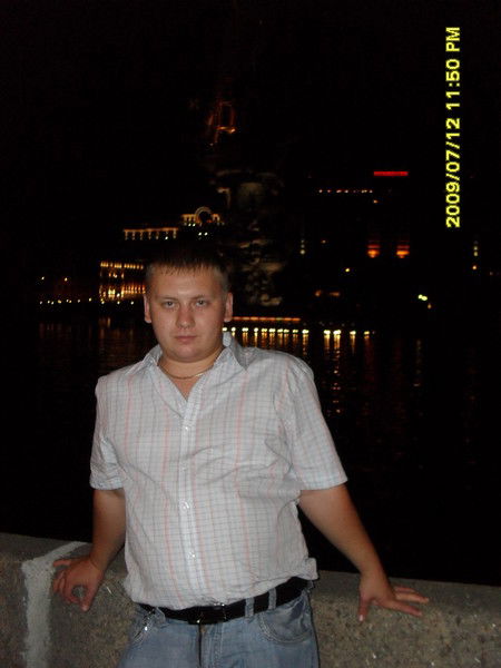 Олег Поляков