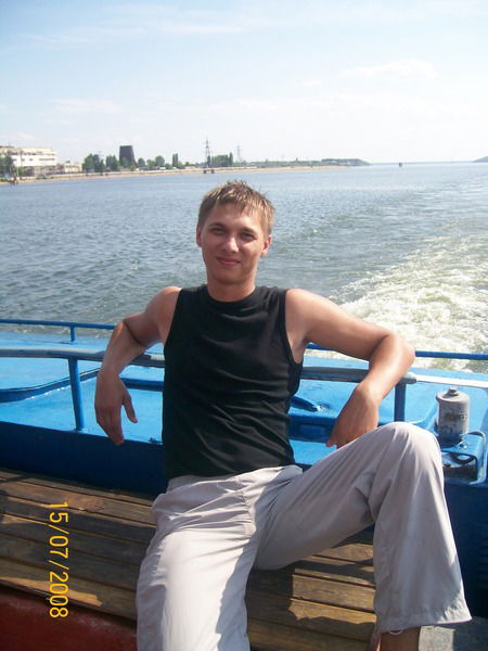 Артём Белопотапов