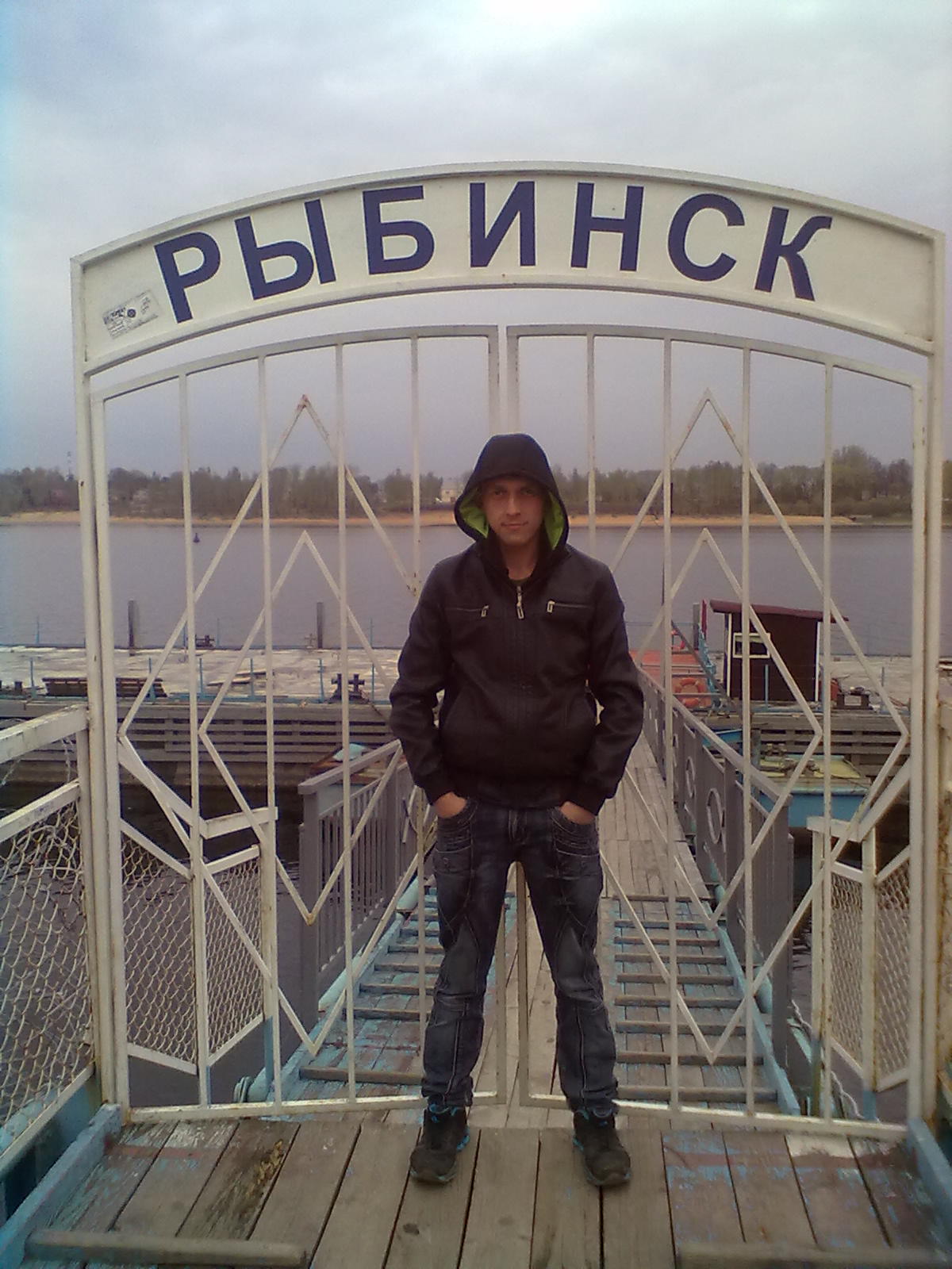 Максим Садиков