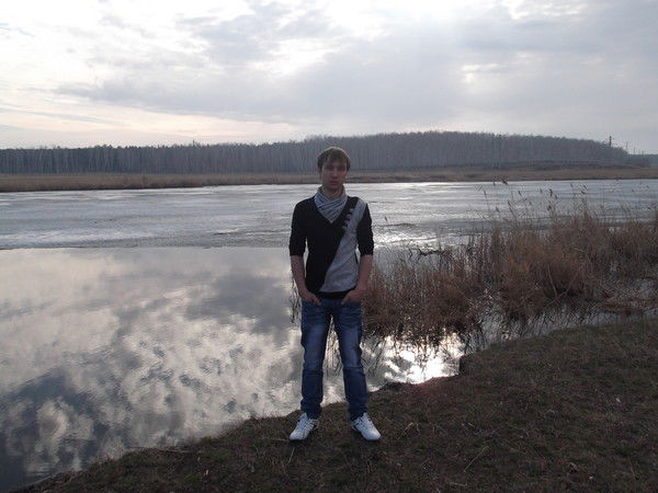 Андрей Белов