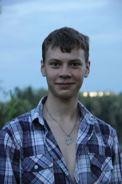 Максим Воронов