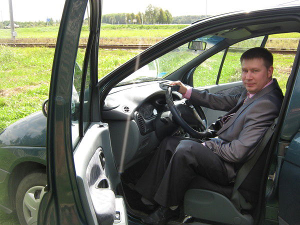 Денис Альховка