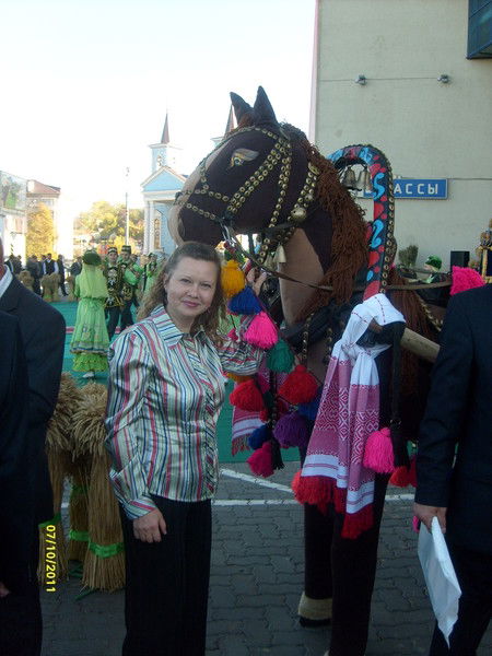 Елена Максимова