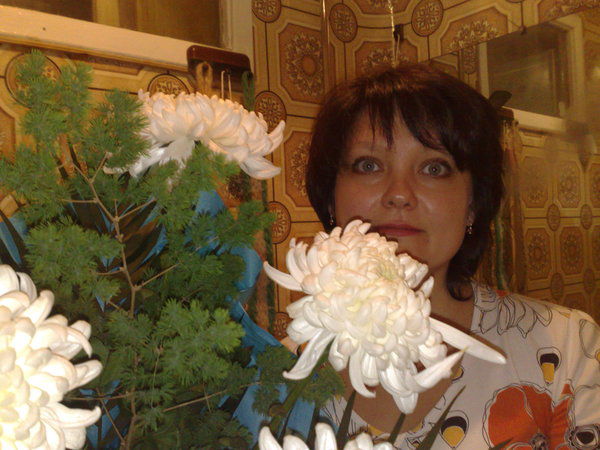 Елена Конова